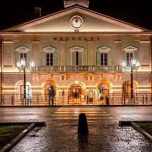 Hotel Pavillon