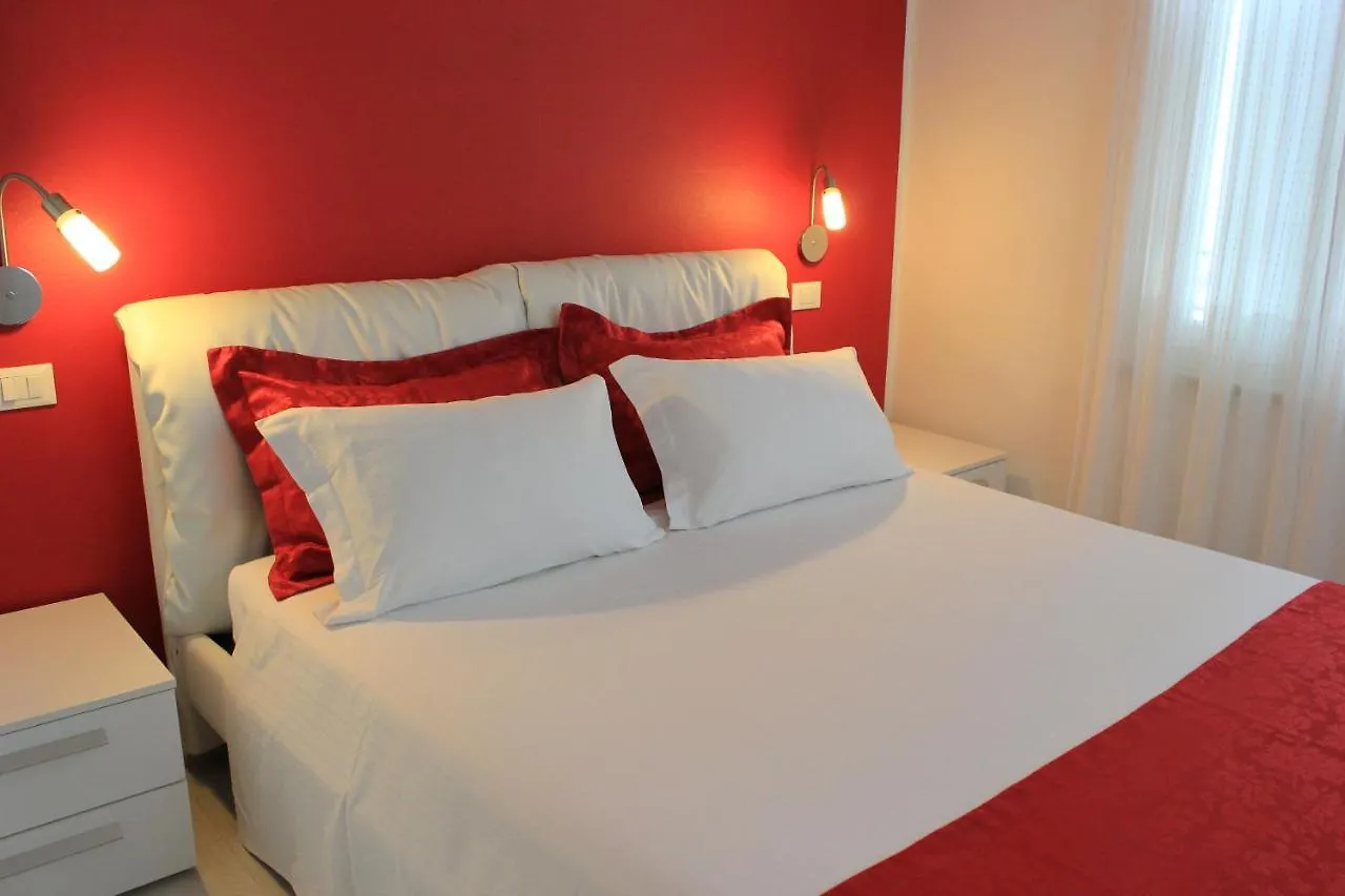 Rooms Il Punto contacts