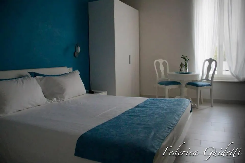 Rooms Il Punto Peschiera del Garda Italy